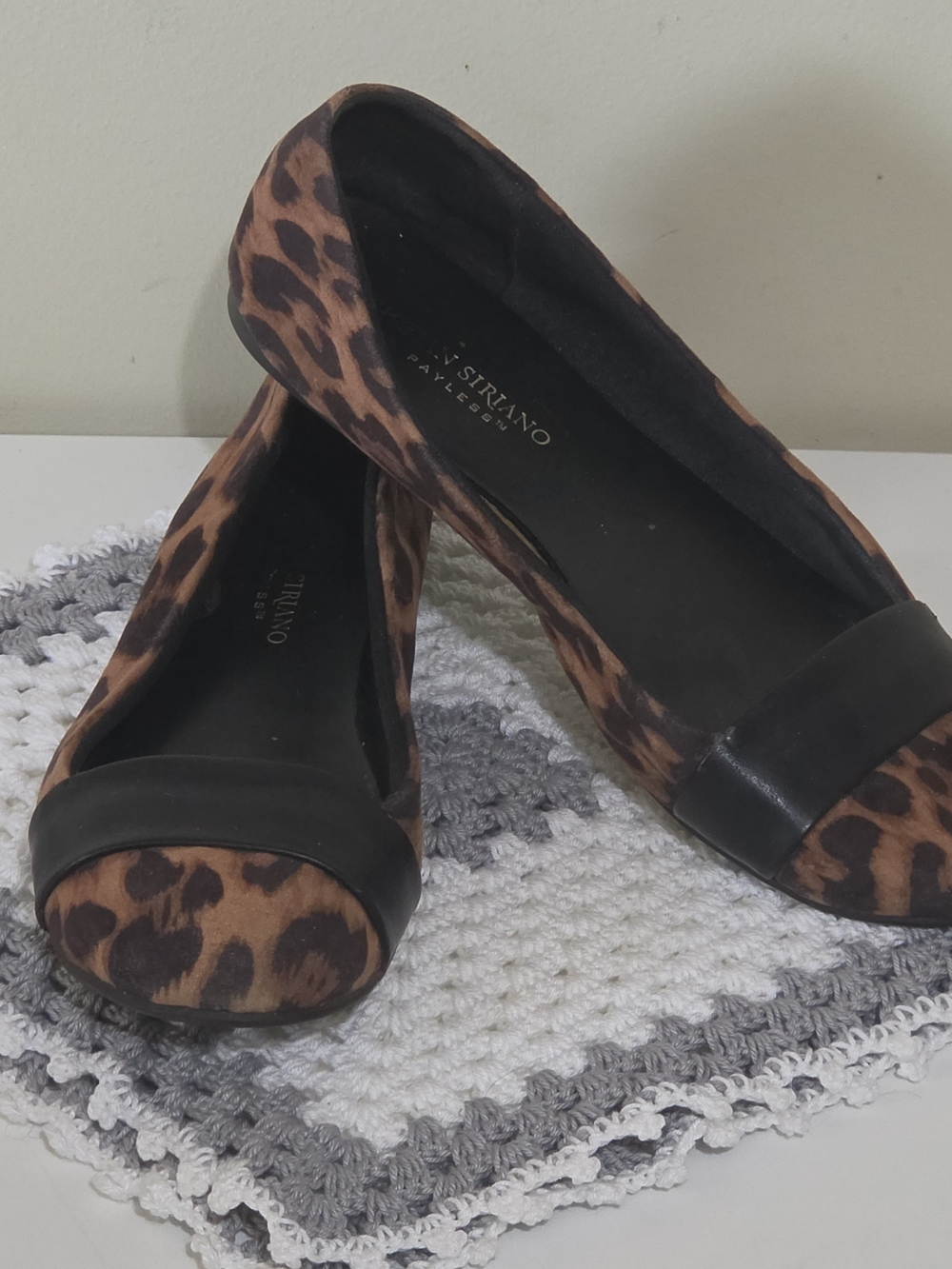 Christian Siriano Women's Brown/Black Animal Print Slip-On Ballet Flats 6.5